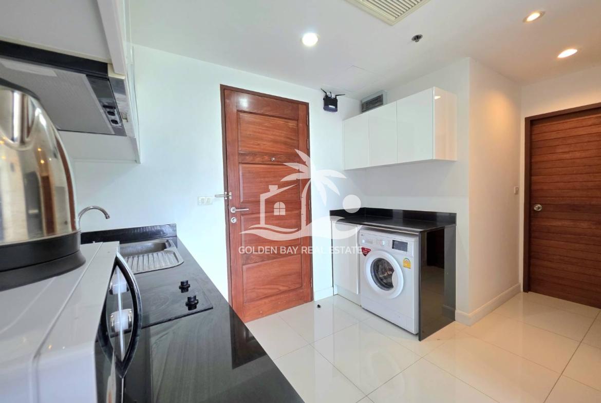 The Axis Condominium – Pratumnak Hill
