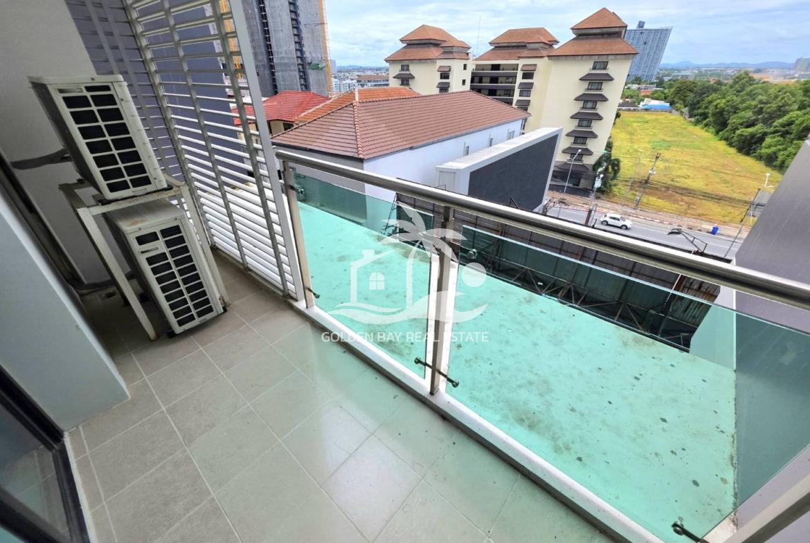 The Axis Condominium – Pratumnak Hill