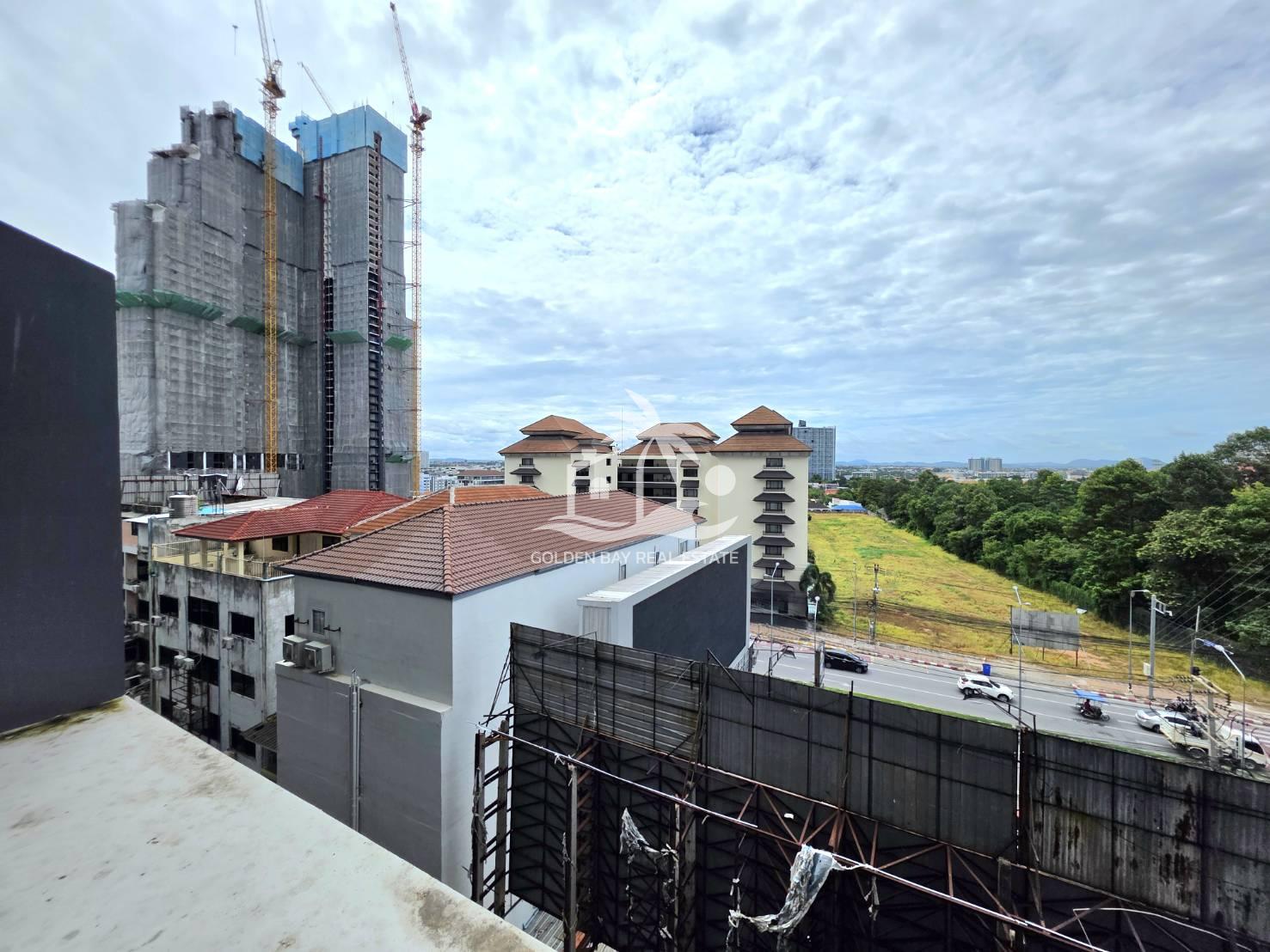 1712609_0 The Axis Condominium – Pratumnak Hill