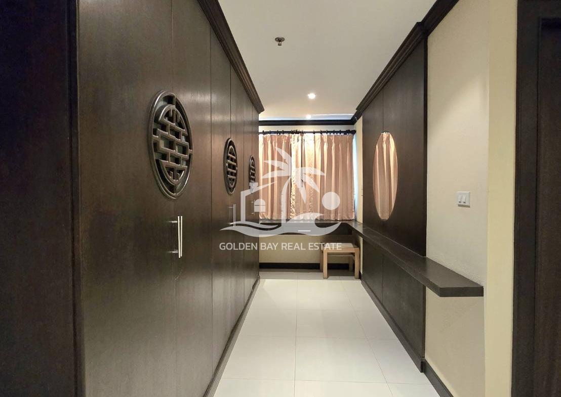 Nirvana Place – Pratumnak Hill