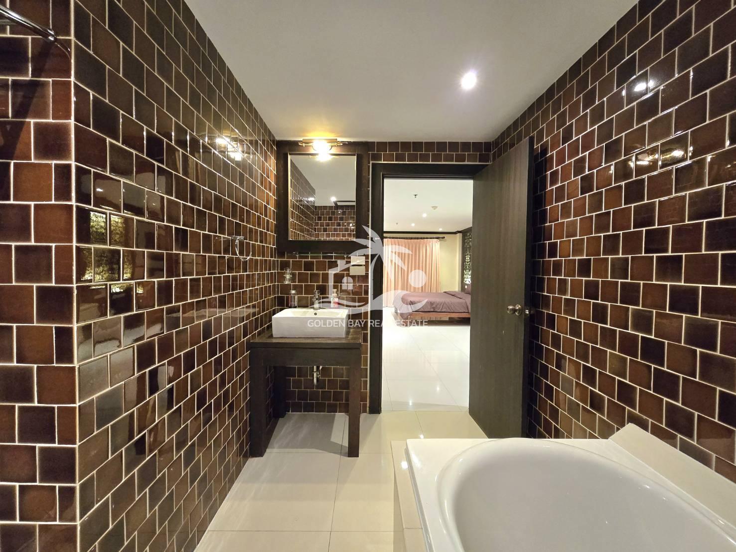 592925_0 Nirvana Place – Pratumnak Hill