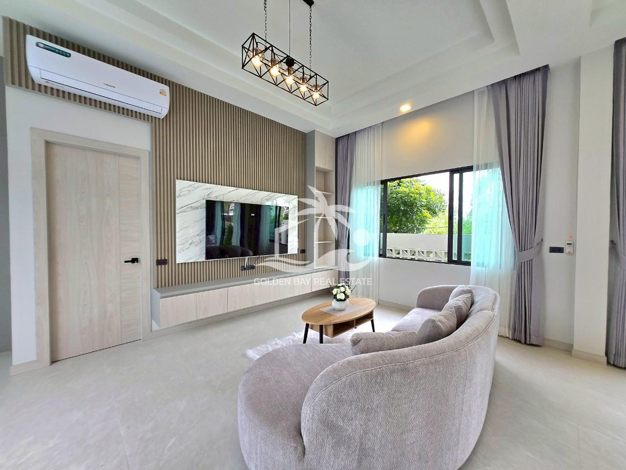 LINE_ALBUM_1054 for sale 12.9 MB_250708_12 Private House Mabprachan Lake – East Pattaya