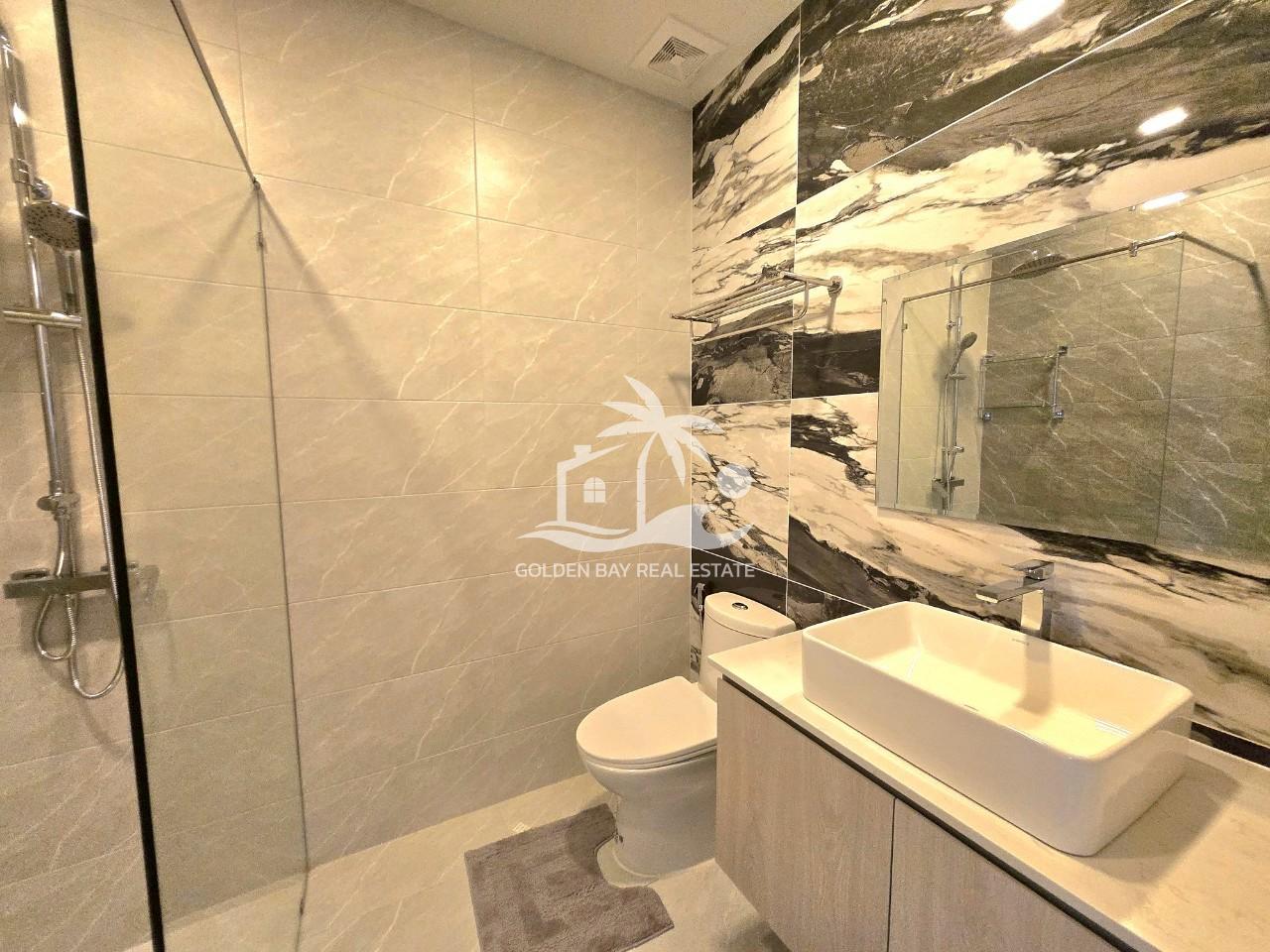 LINE_ALBUM_1054 for sale 12.9 MB_250708_35 Private House Mabprachan Lake – East Pattaya