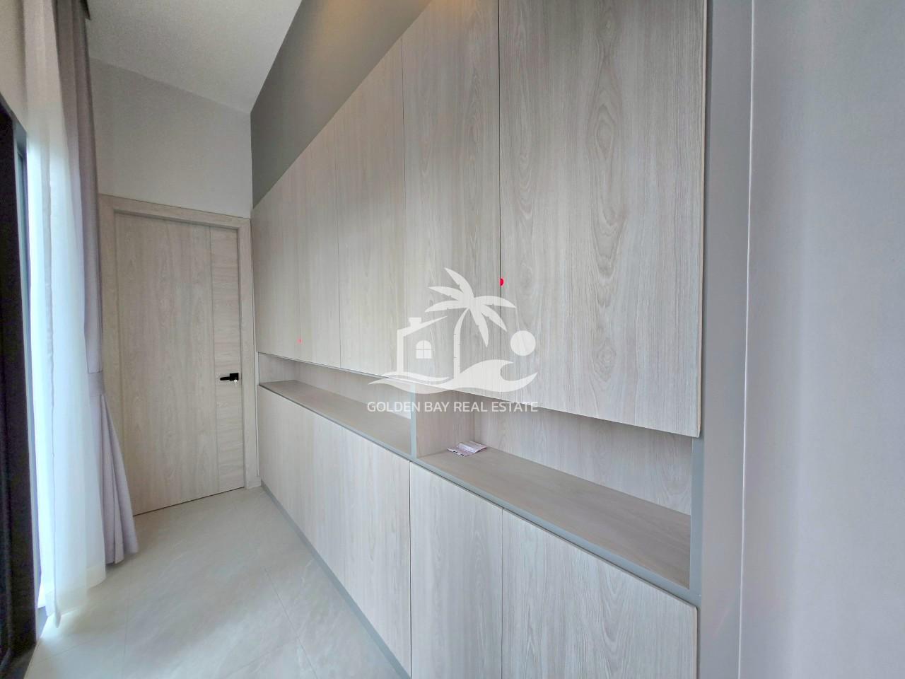 LINE_ALBUM_1054 for sale 12.9 MB_250708_9 Private House Mabprachan Lake – East Pattaya
