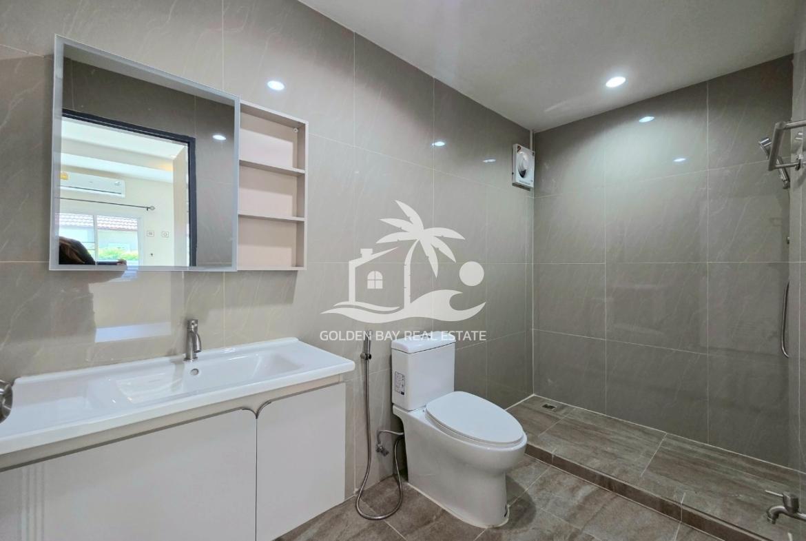Ruen Pisa Village – East Pattaya