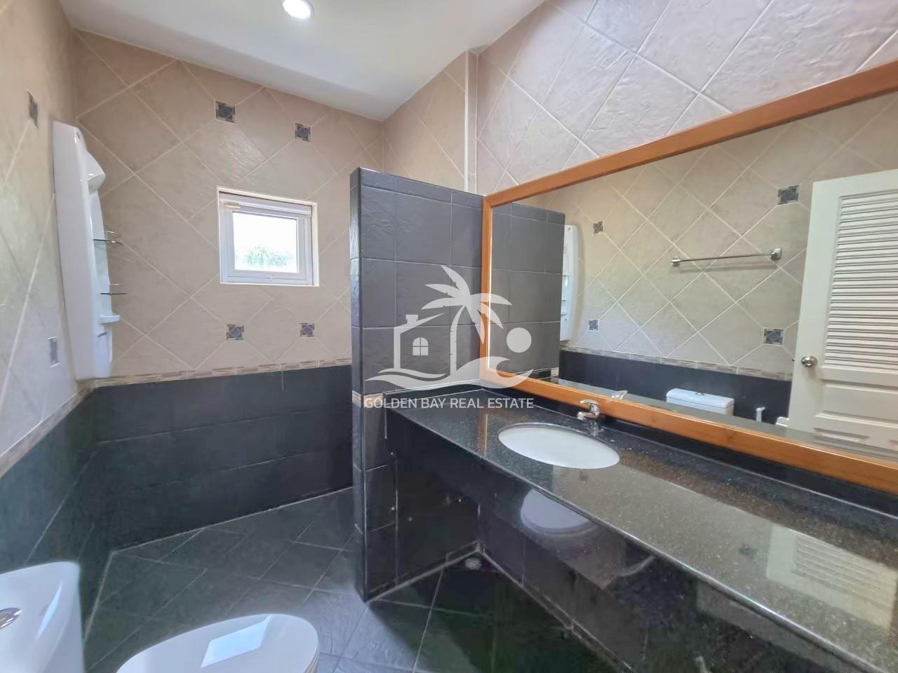 LINE_ALBUM_Impress house for sale 5.5MB_250702_9 Impress House – East Pattaya