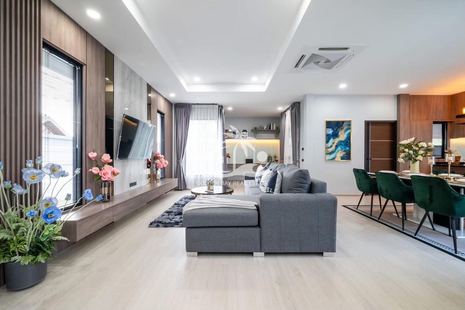 Siam Place (36) Siam Place – East Pattaya