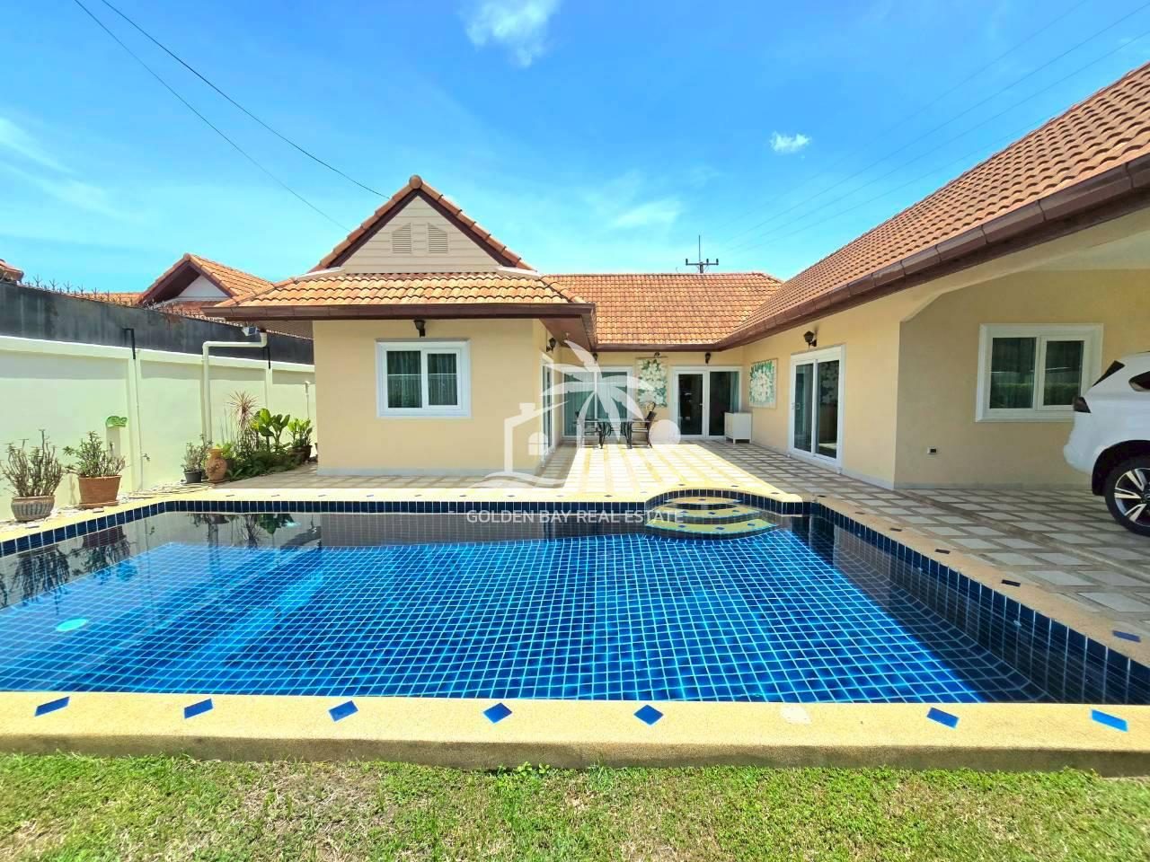1 (1) Pool View Villas – East Pattaya