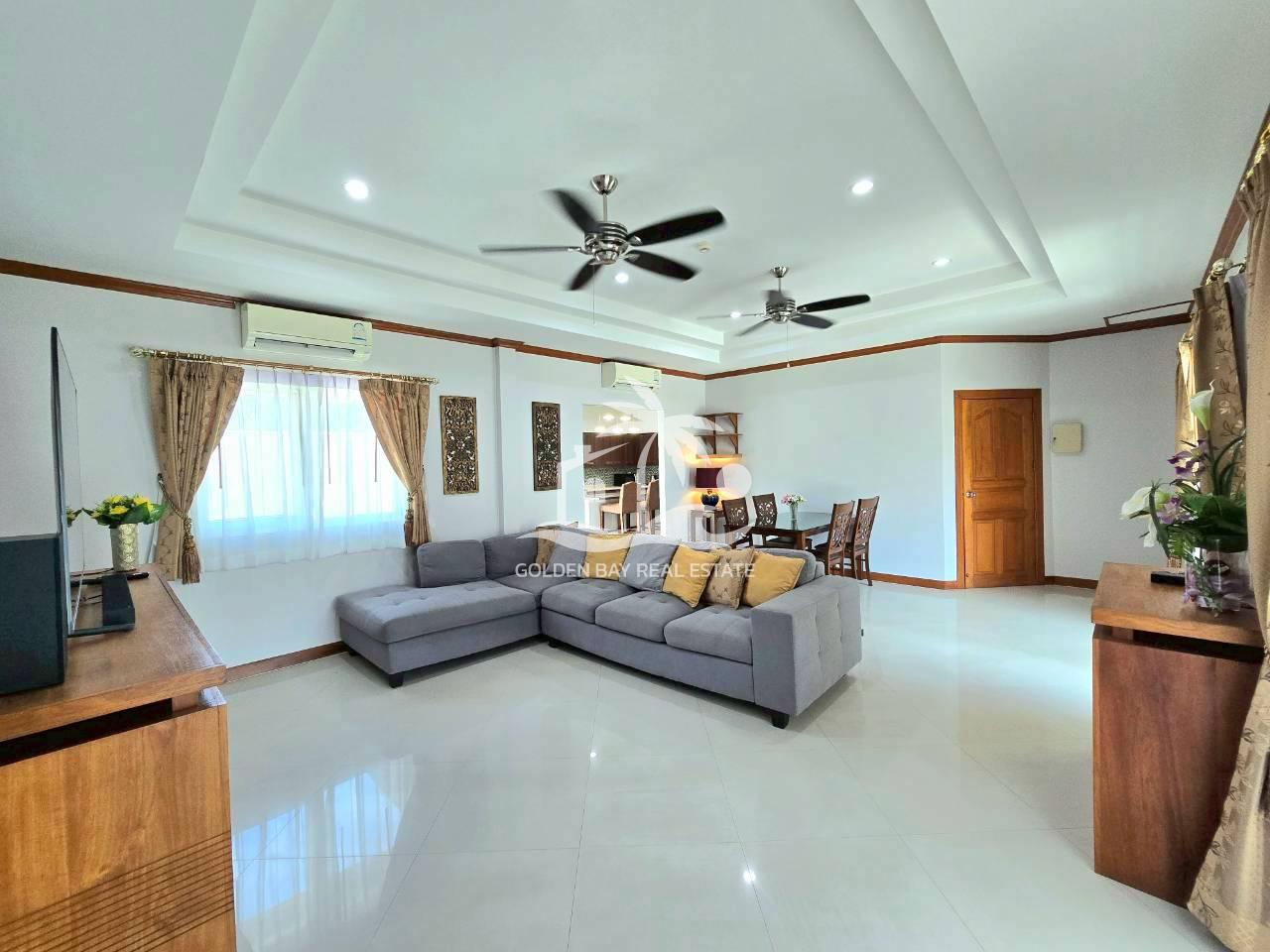 1 (11) Pool View Villas – East Pattaya
