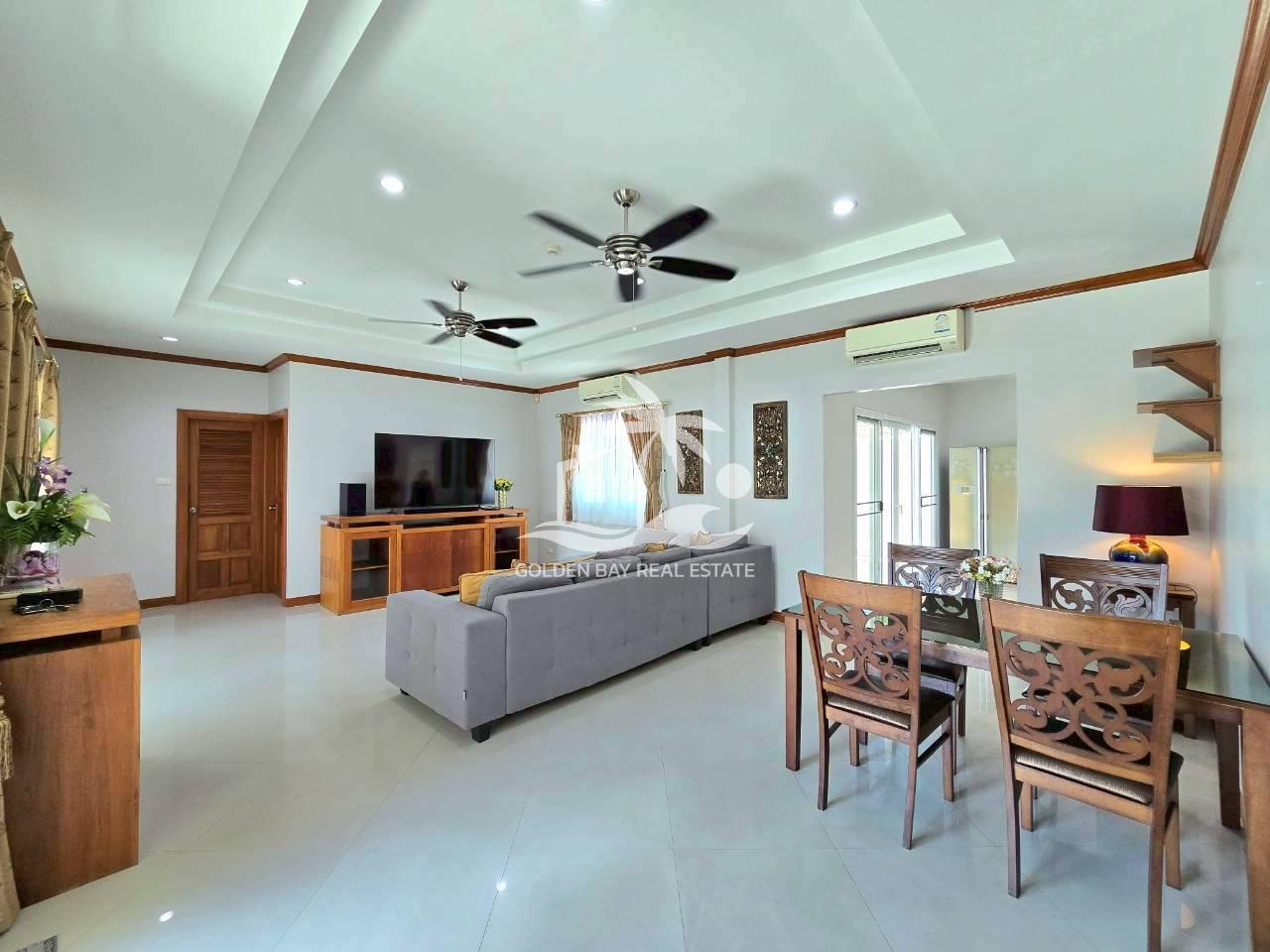 1 (15) Pool View Villas – East Pattaya