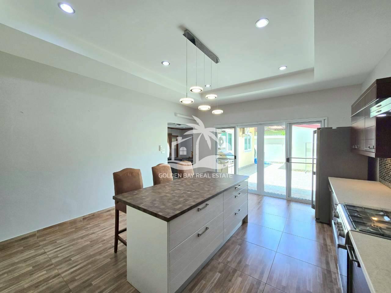 1 (16) Pool View Villas – East Pattaya