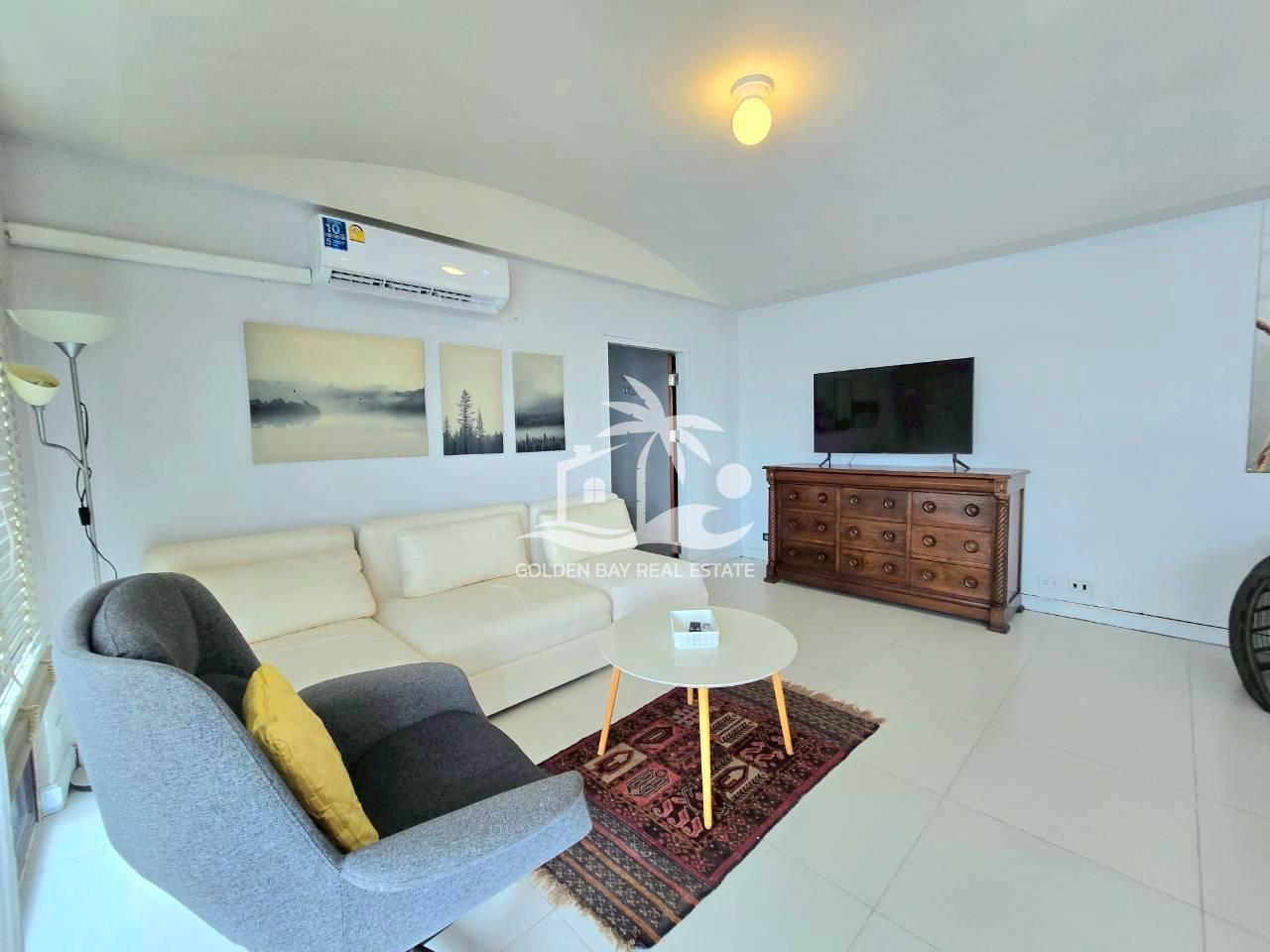 1 (18) Jomtien Complex – Jomtien