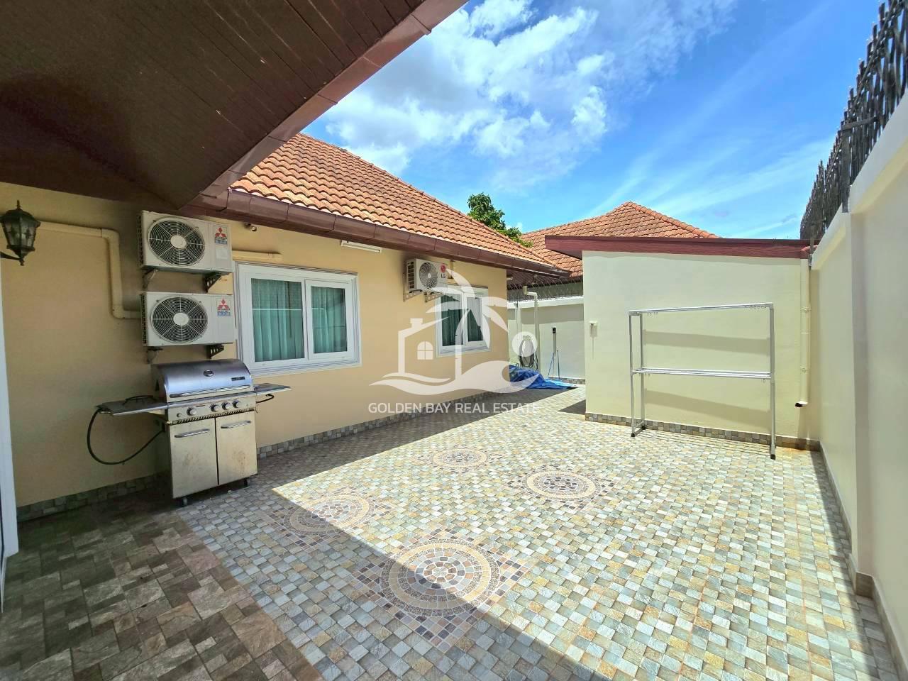1 (7) Pool View Villas – East Pattaya
