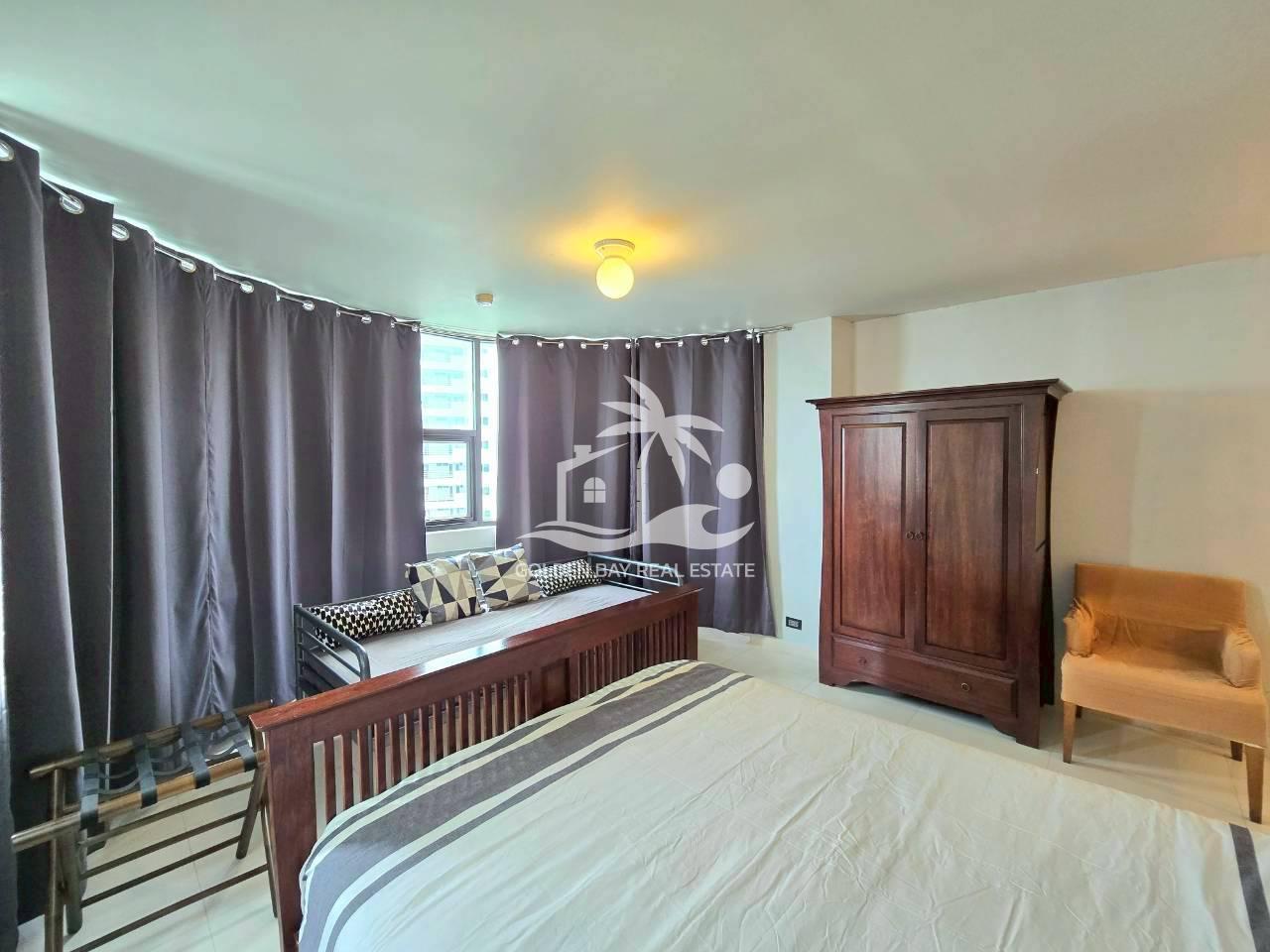 1 (7) Jomtien Complex – Jomtien