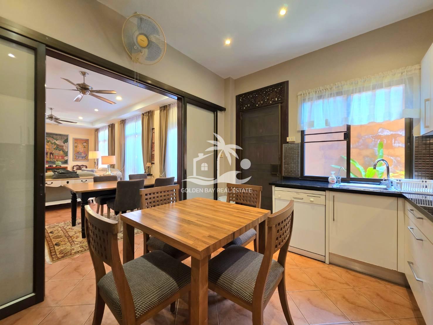 1722267_0 Jomtien Palace – Jomtien