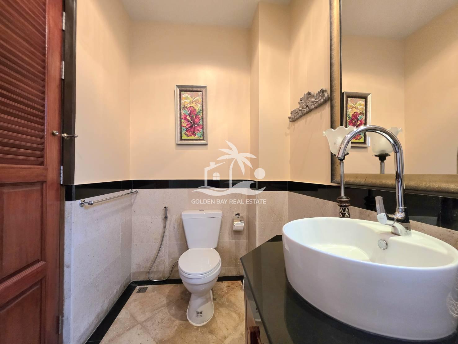 1722277_0 Jomtien Palace – Jomtien