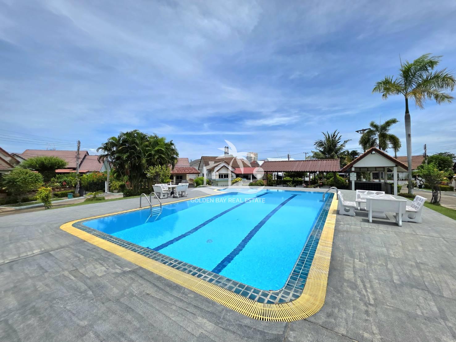 1733750 Orchid Siam Village – Pattaya City