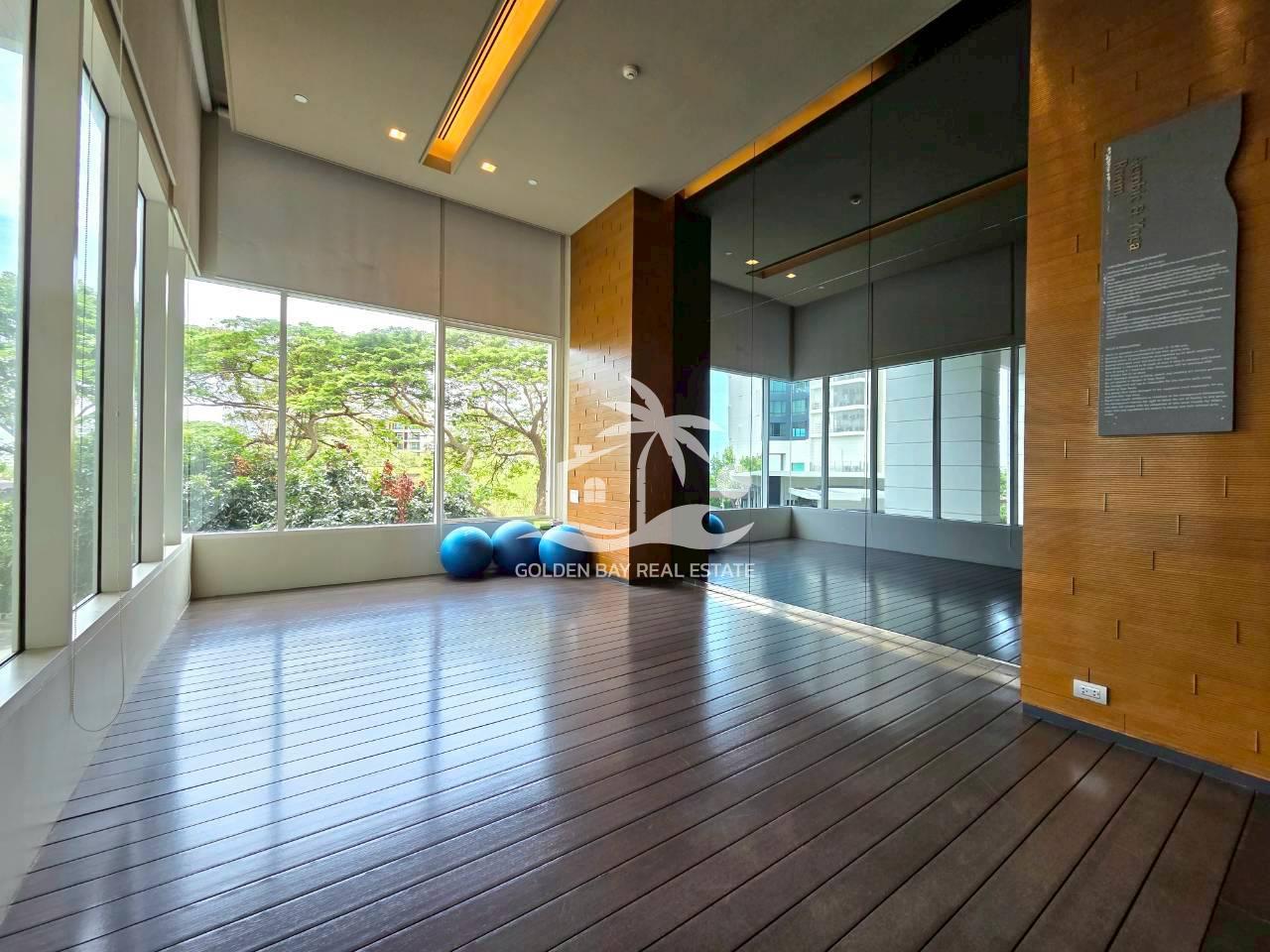 Reflection – Jomtien