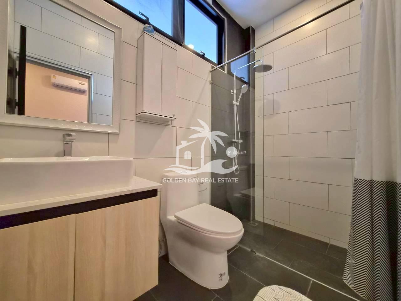 LINE_ALBUM_private house 1042 for rent 75k_250825_4 Private Pool Villas – East Pattaya