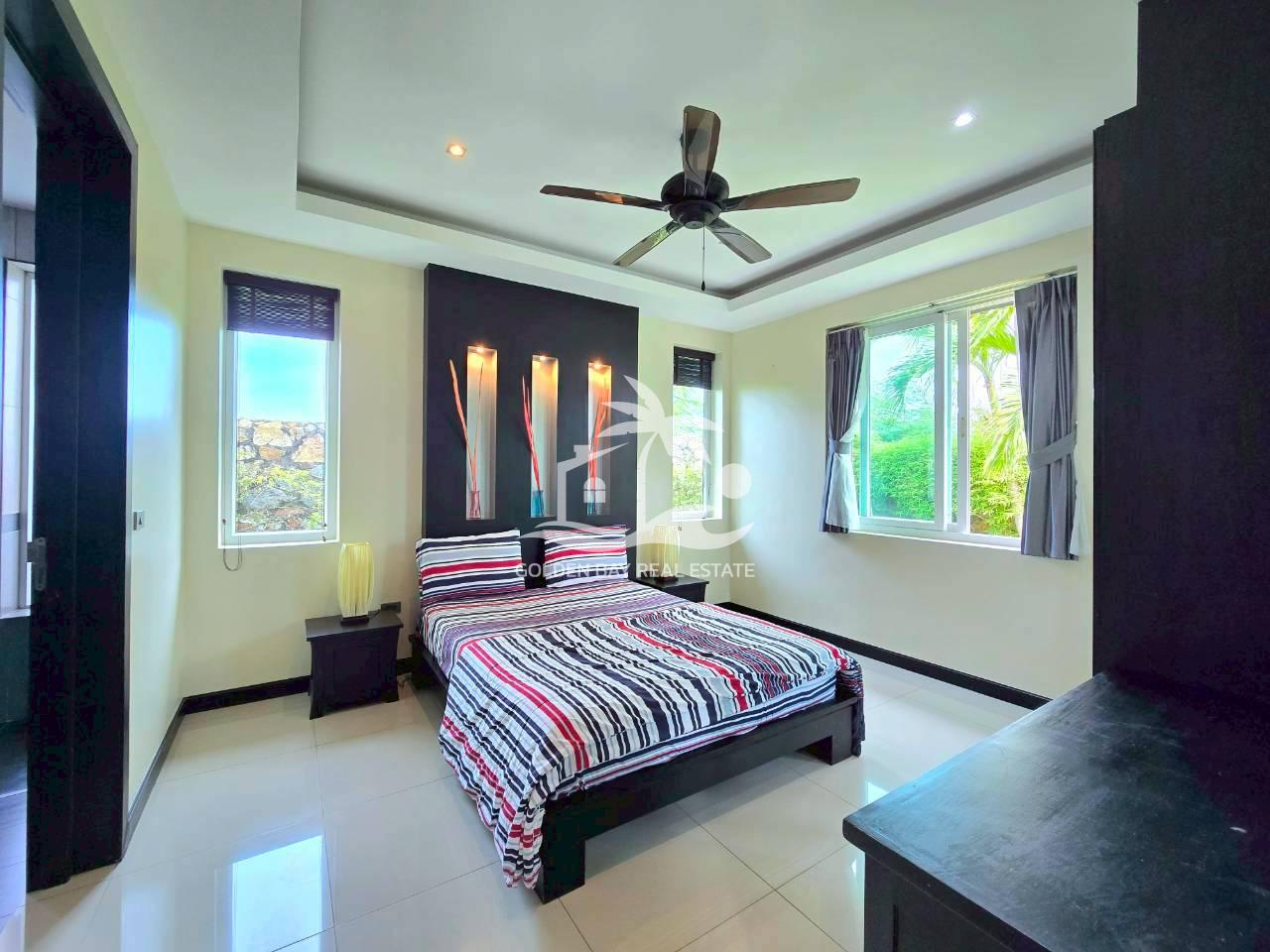 1 (19) Whispering Palms – East Pattaya