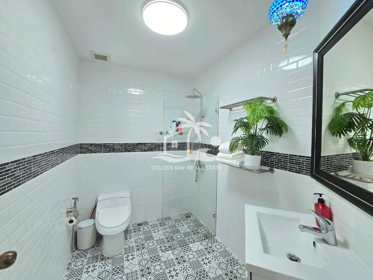Apartment 4 Condominium – Pratumnak Hill