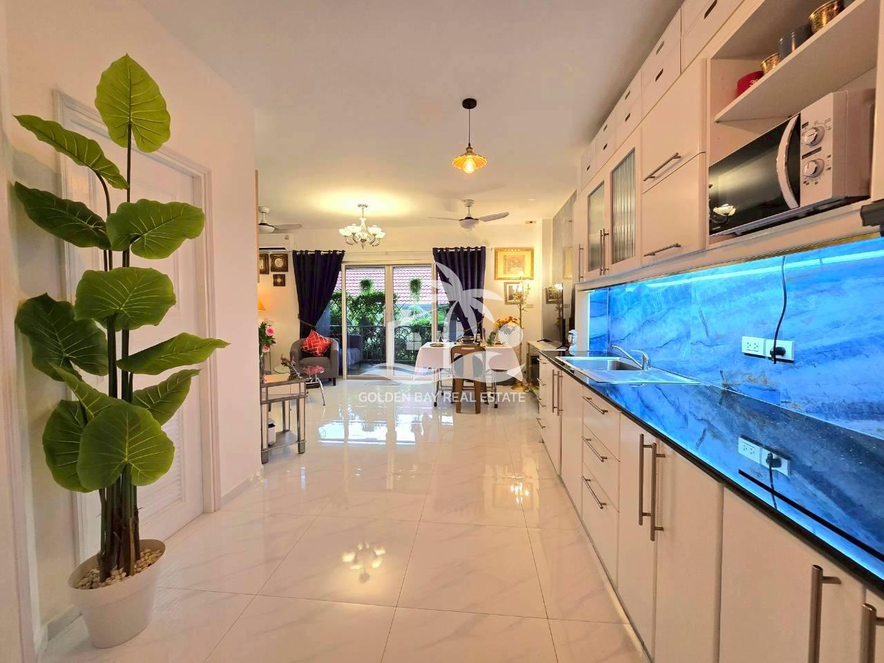 Apartment 4 Condominium – Pratumnak Hill