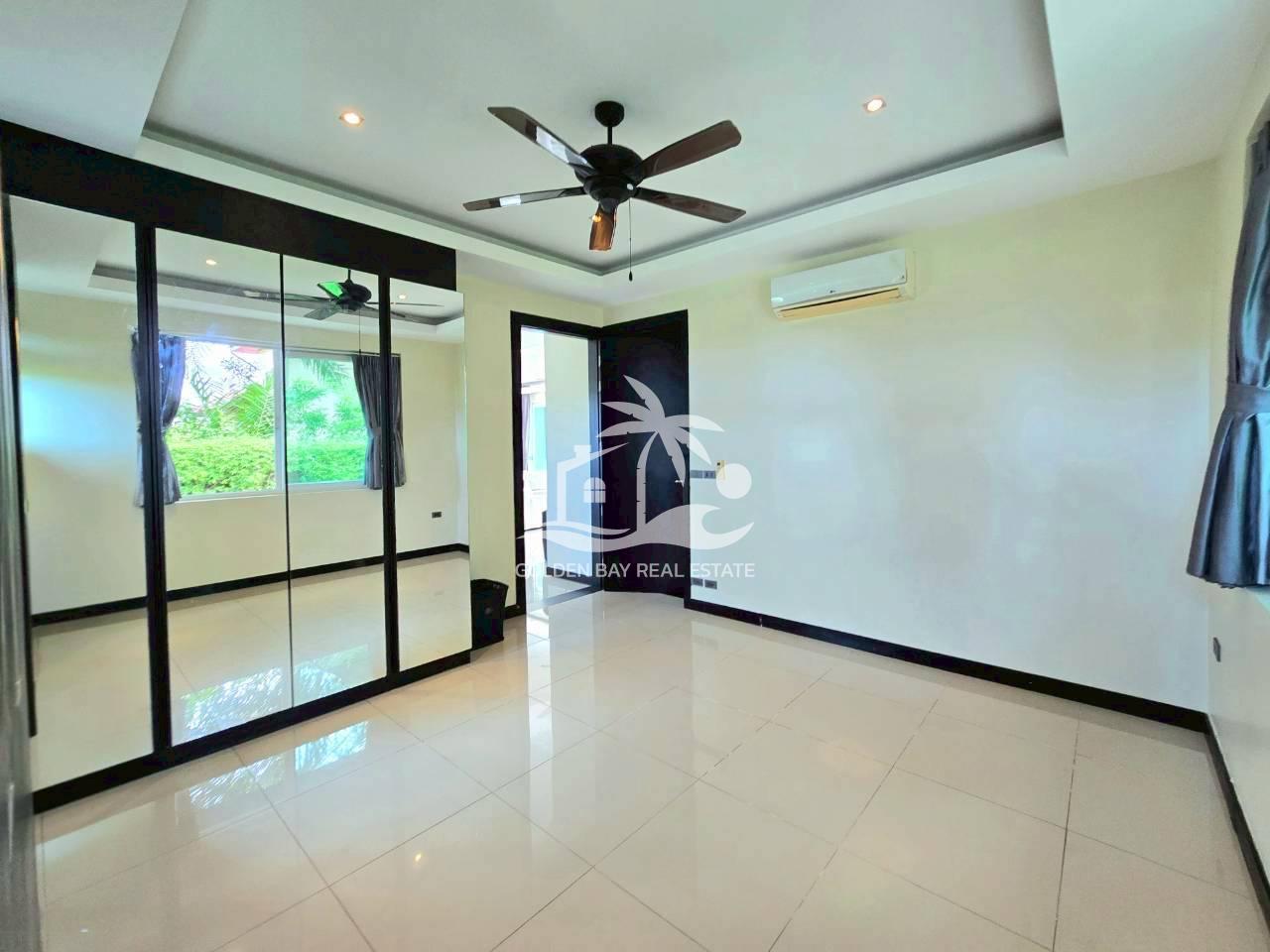 1 (34) Whispering Palms – East Pattaya