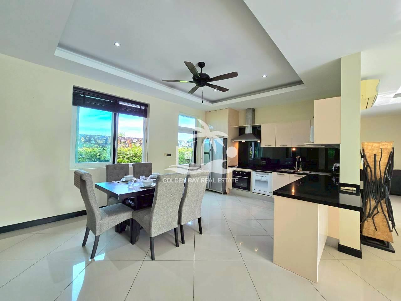 1 (40) Whispering Palms – East Pattaya