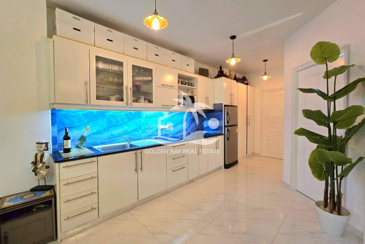 Apartment 4 Condominium – Pratumnak Hill