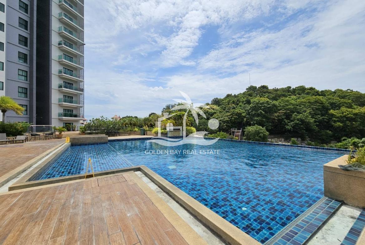 The Axis Condominium – Pratumnak Hill