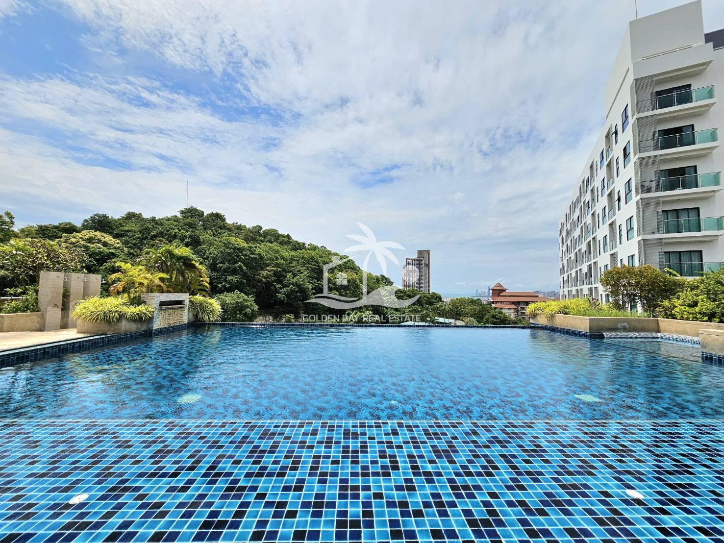 The Axis Condominium – Pratumnak Hill
