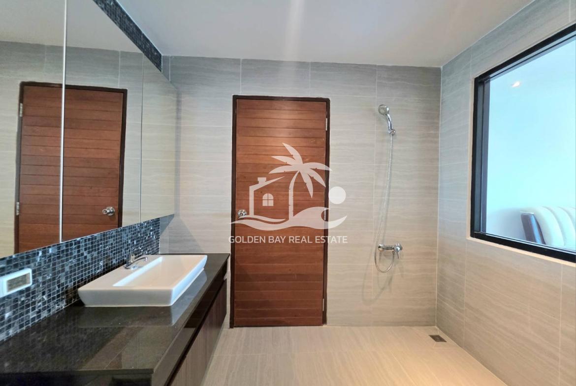 The Axis Condominium – Pratumnak Hill
