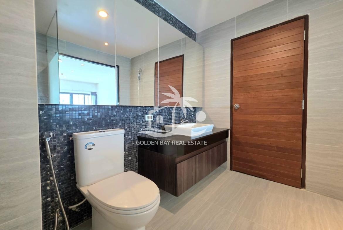 The Axis Condominium – Pratumnak Hill