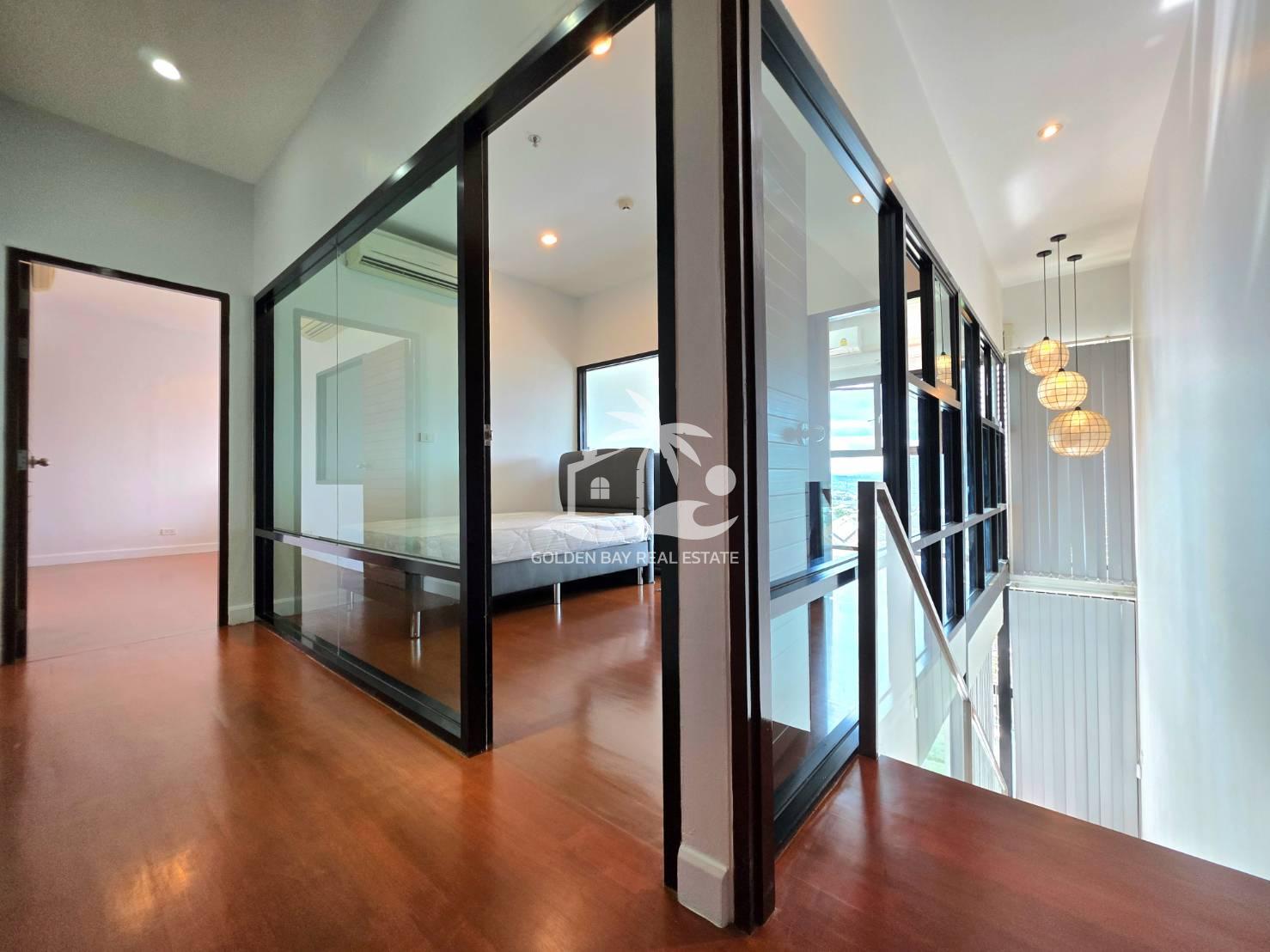 1753139_0 The Axis Condominium – Pratumnak Hill