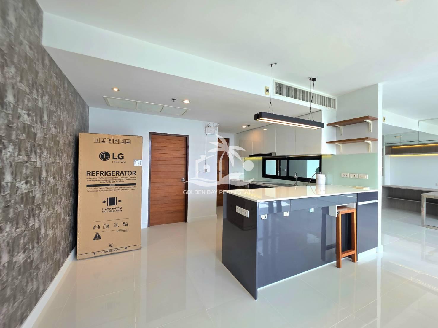 1753143_0 The Axis Condominium – Pratumnak Hill