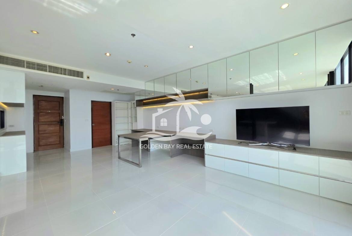The Axis Condominium – Pratumnak Hill