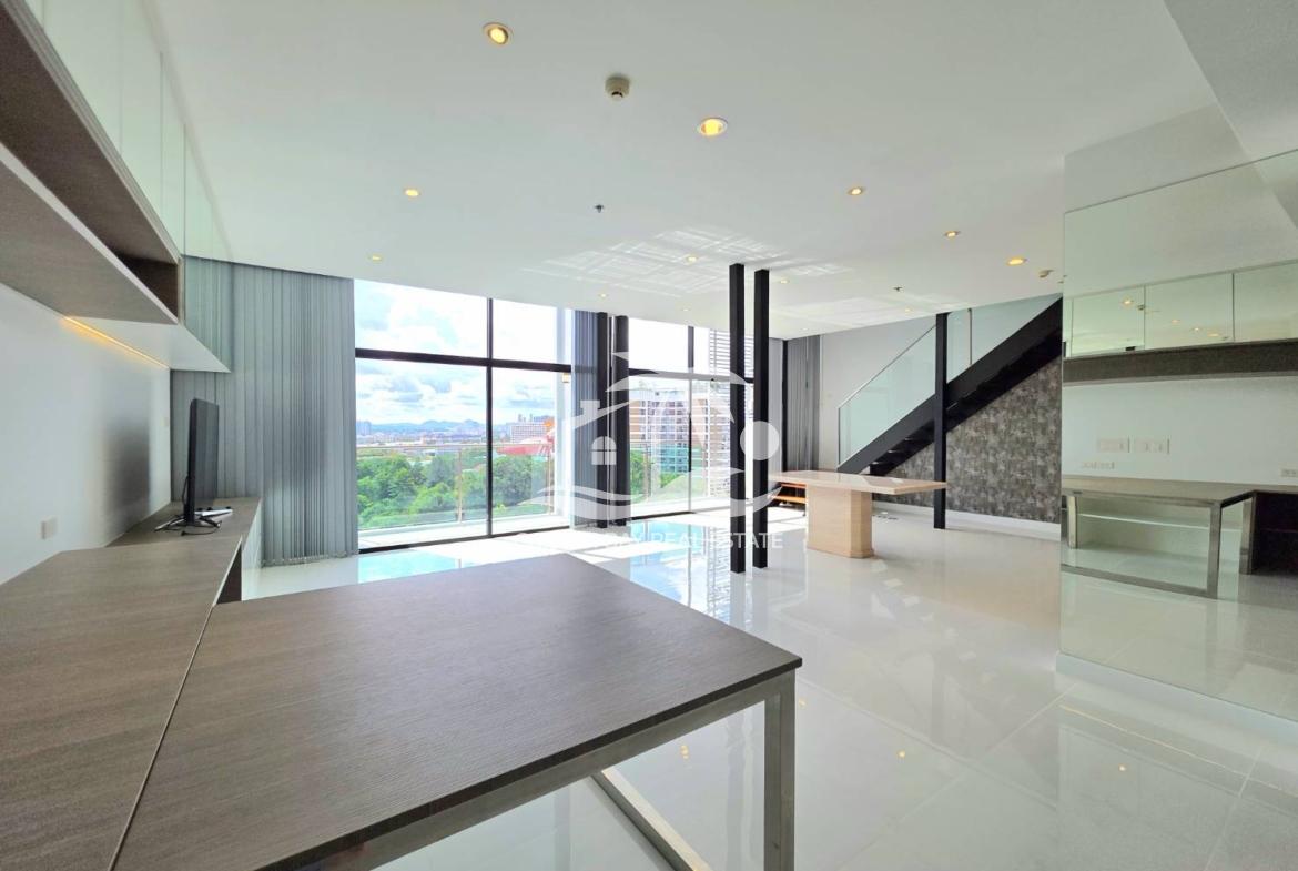The Axis Condominium – Pratumnak Hill