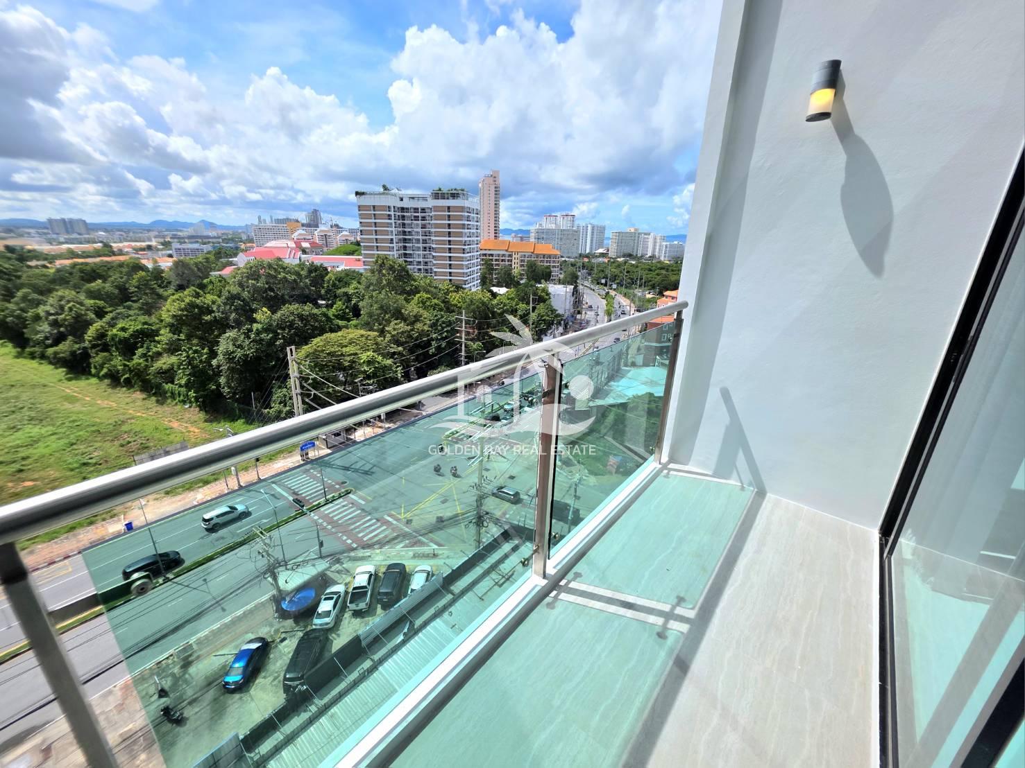 1753155_0 The Axis Condominium – Pratumnak Hill