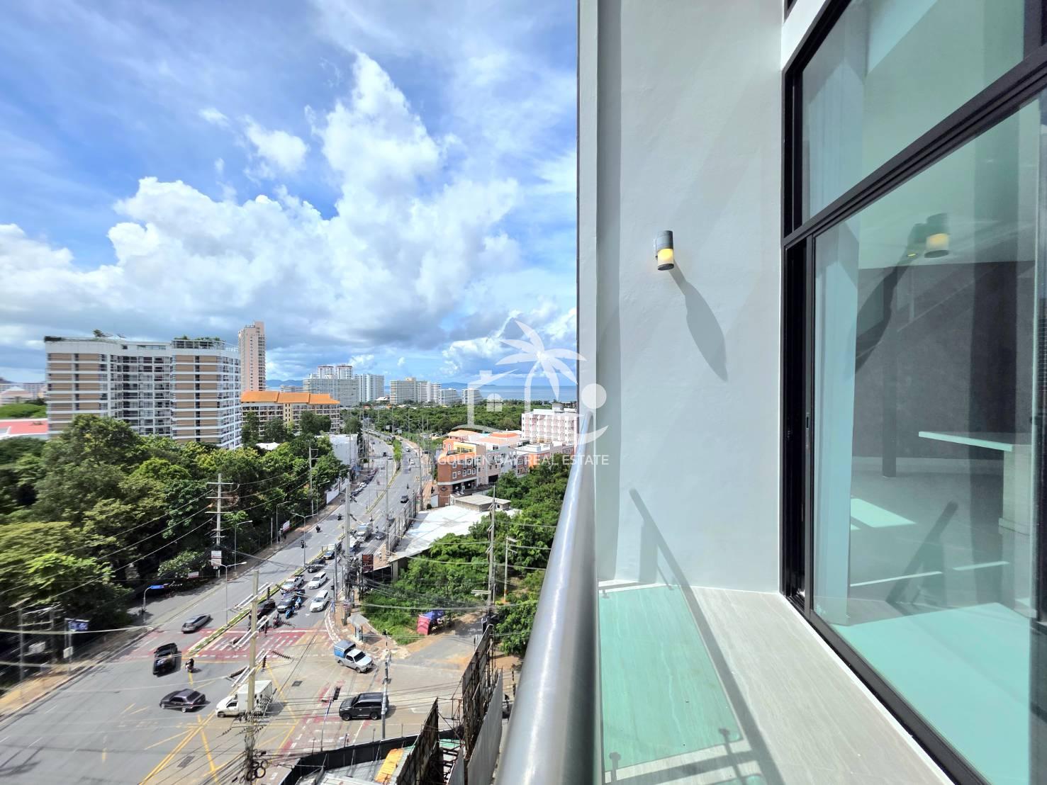 1753156_0 The Axis Condominium – Pratumnak Hill