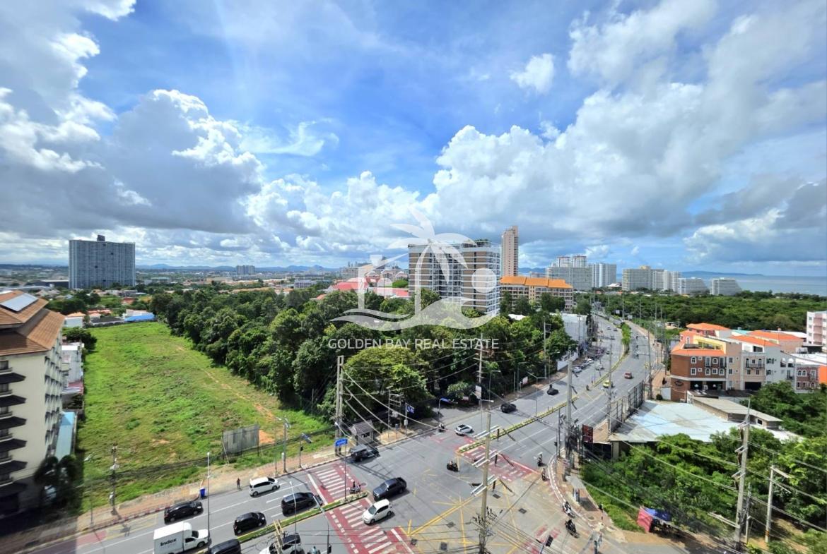 The Axis Condominium – Pratumnak Hill