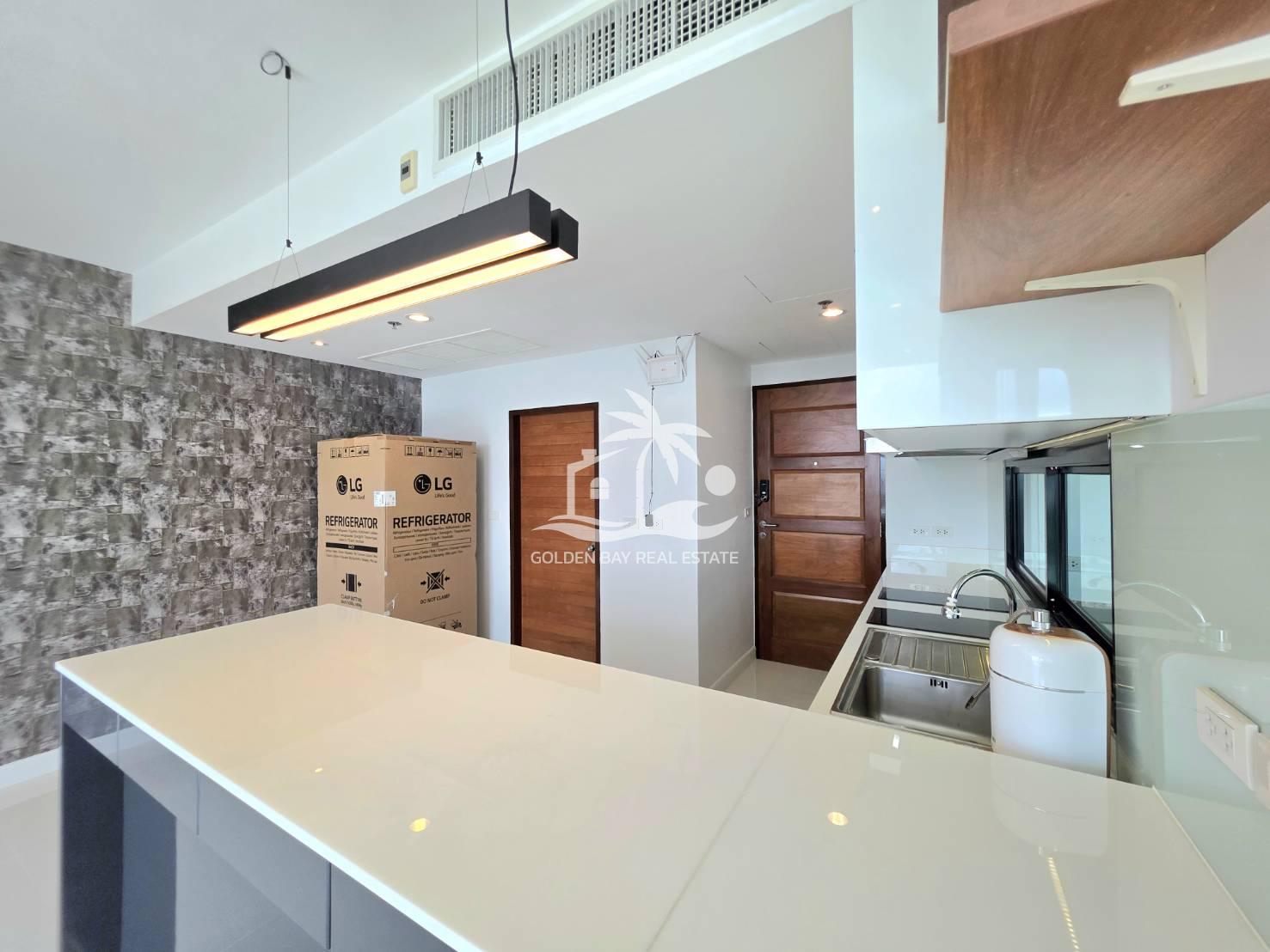 1753162 The Axis Condominium – Pratumnak Hill