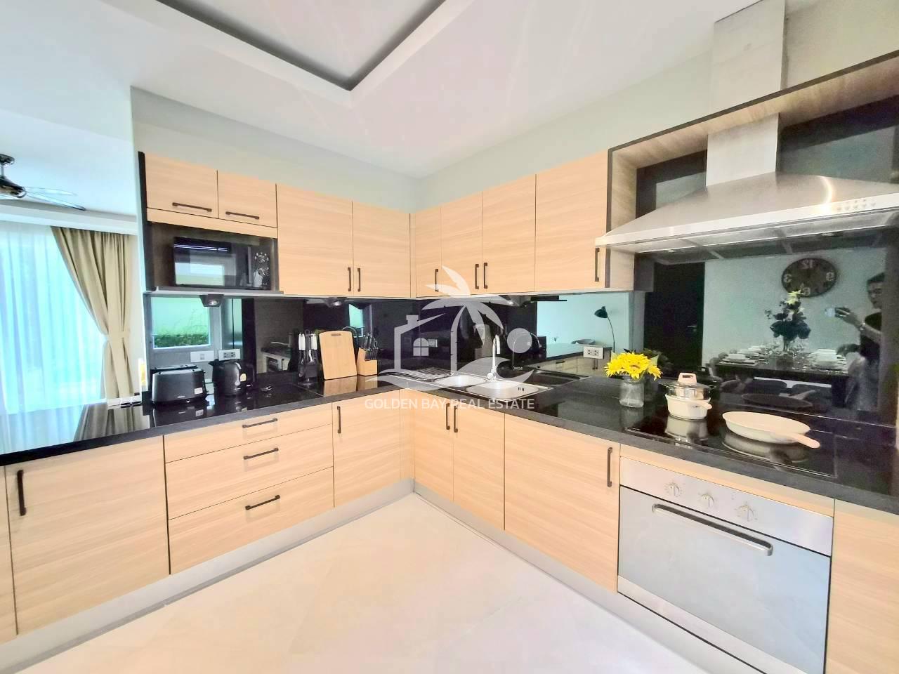 Whispering Palms – East Pattaya