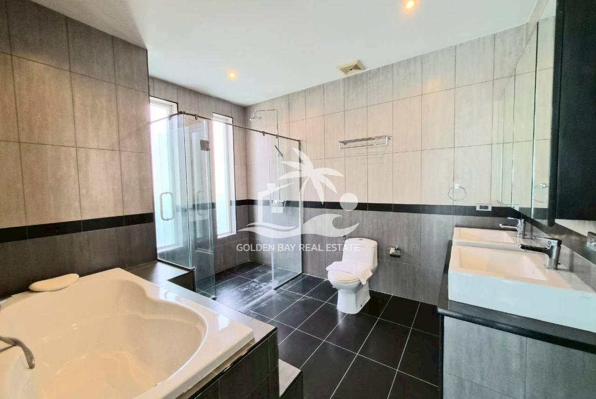 Whispering Palms – East Pattaya