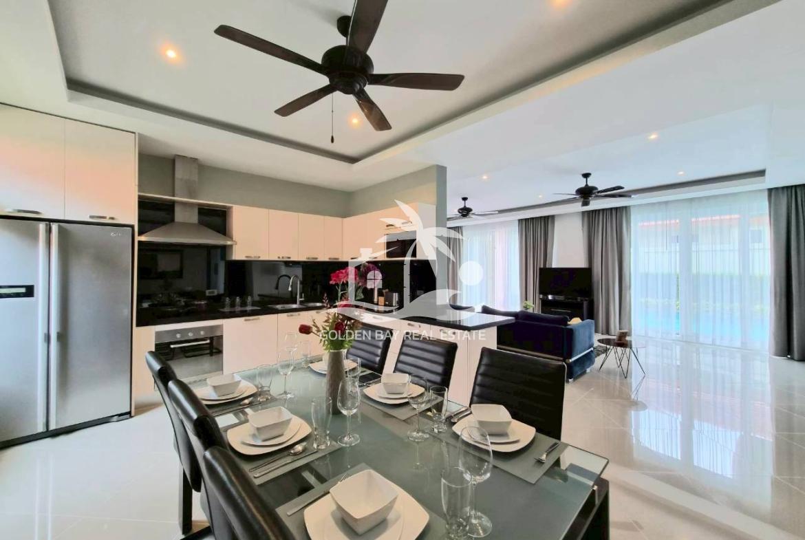 Whispering Palms – East Pattaya