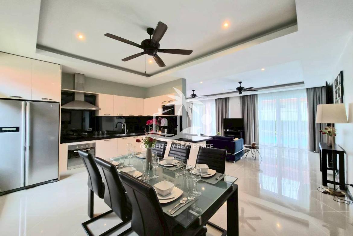 Whispering Palms – East Pattaya