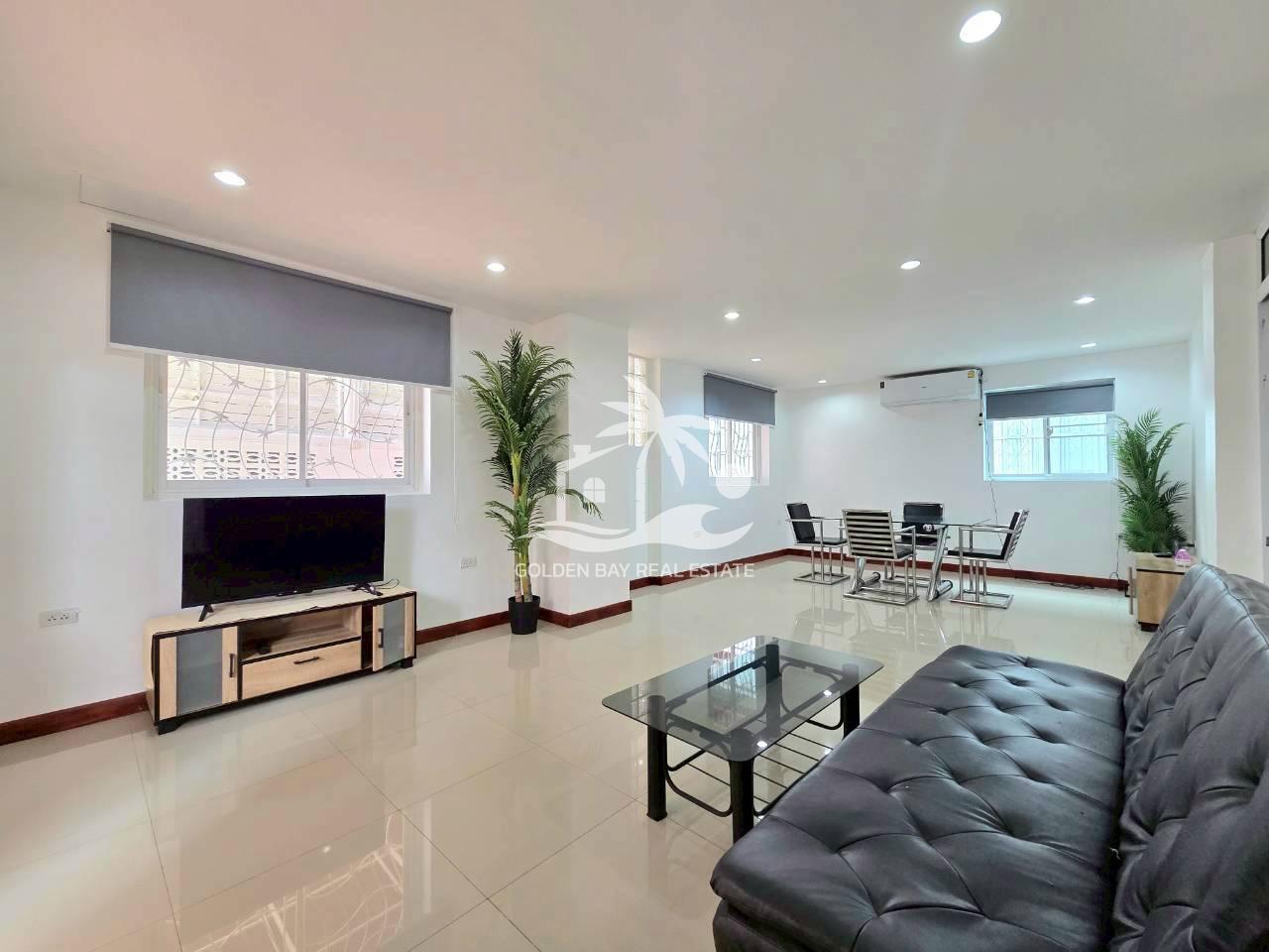 LINE_ALBUM_30092025_250930_21 Private House Soi Sukhumvit 36/1- Pattaya City