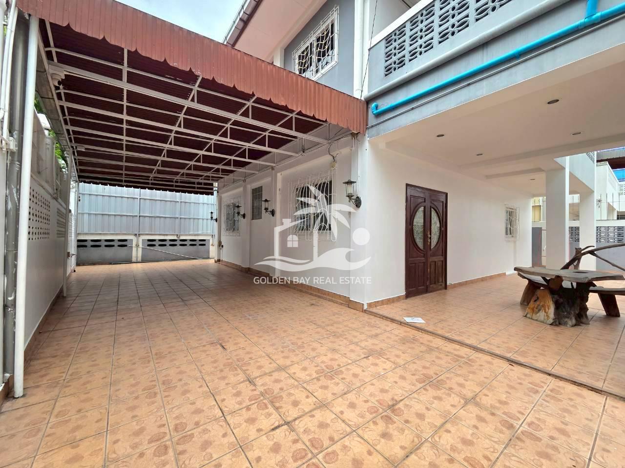 LINE_ALBUM_30092025_250930_24 Private House Soi Sukhumvit 36/1- Pattaya City