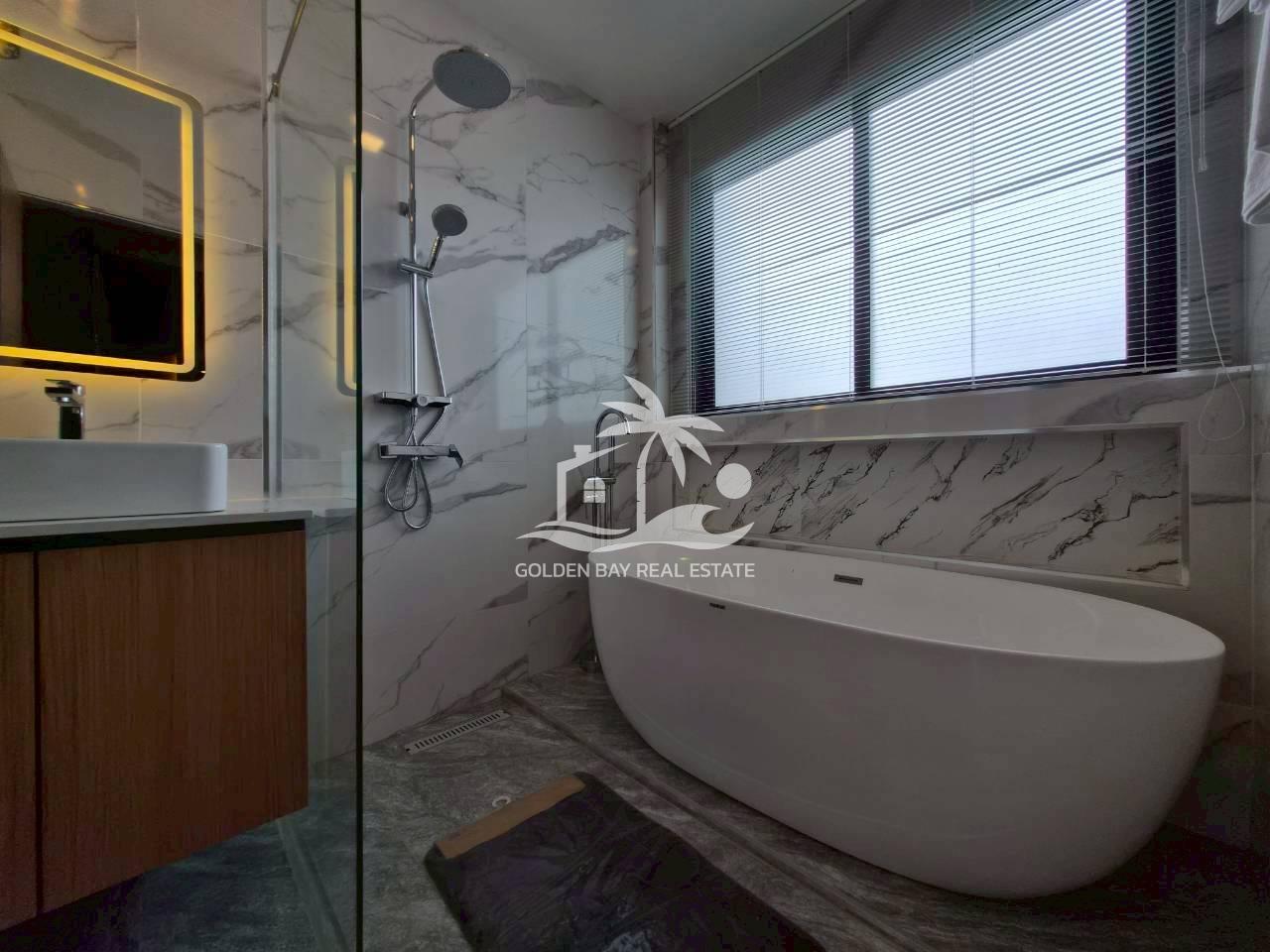 LINE_ALBUM_6673 for rent 85k sale 10.5MB_250920_18 Private Pool Villas – East Pattaya