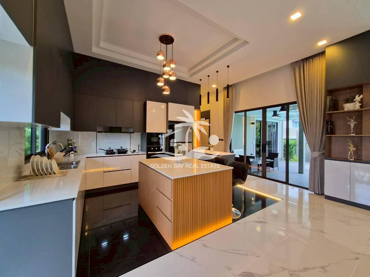 LINE_ALBUM_6673 for rent 85k sale 10.5MB_250920_52 Private Pool Villas – East Pattaya