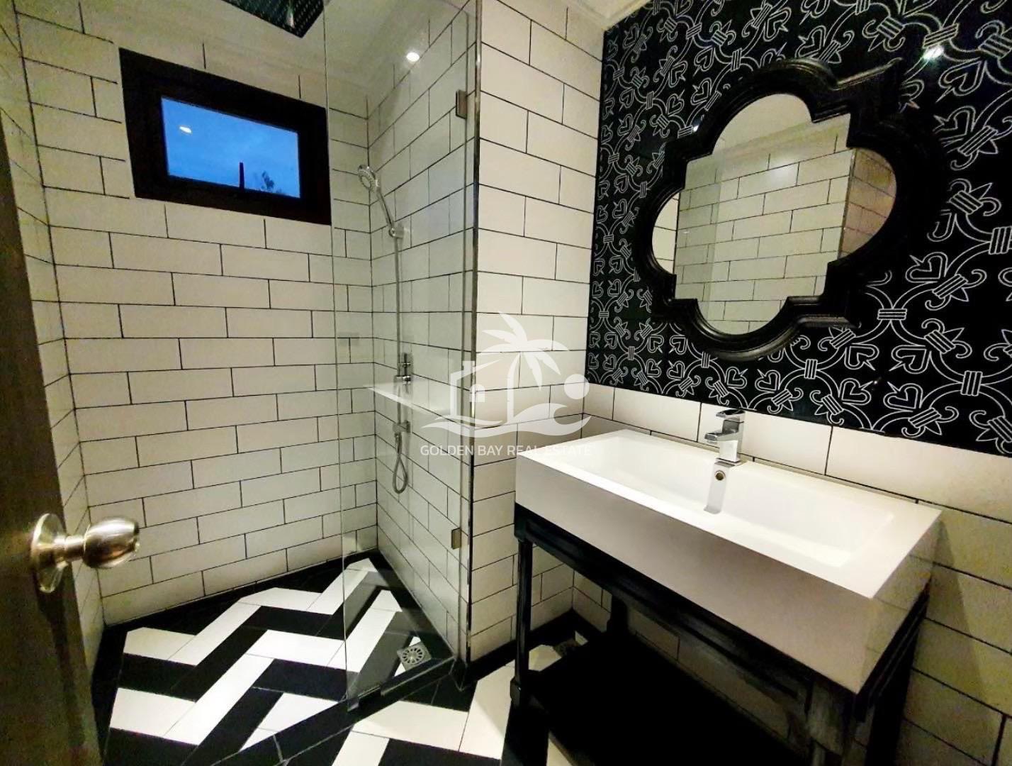 Venetian Signature Condo Resort – Jomtien